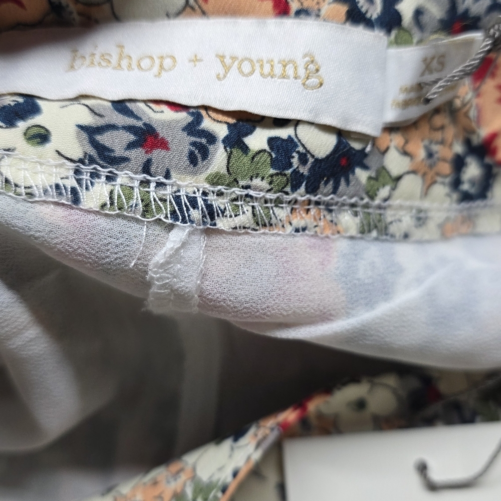 bishop + young NWT Floral Short Set Multicolor Top PTP 21 - Shorts Waist 26 - Picture 6 of 7